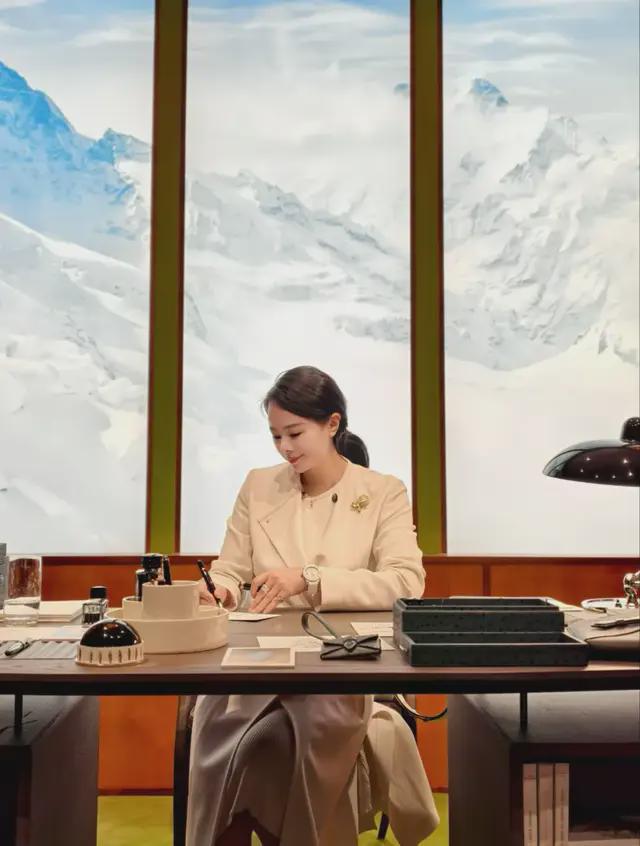 0块新表最让人心动！-下篇我带直男逛瑞士表展：这10(图8)